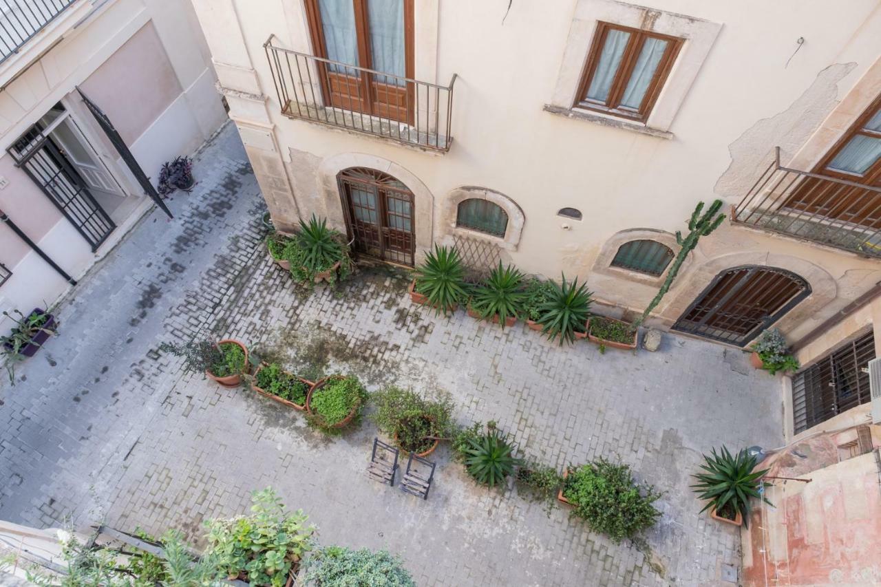 Casa Siciliana Alla Giudecca Apartment Syracuse Bagian luar foto